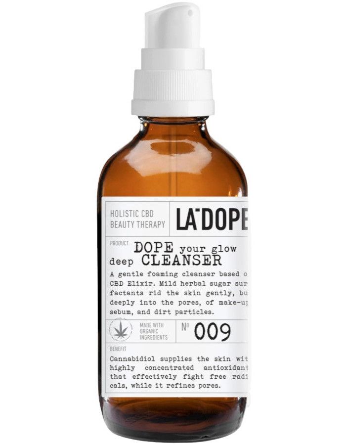 La Dope 009 Dope Your Glow Deep Cleanser biedt een milde maar intensieve reiniging voor de gezichtshuid, zonder deze te ontdoen van belangrijke vocht.