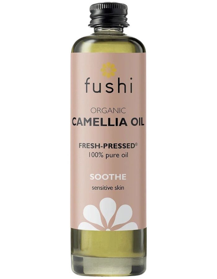 Fushi Organic Cold-Pressed Camellia Oil staat bekend om zijn multifunctionele hydraterende eigenschappen.